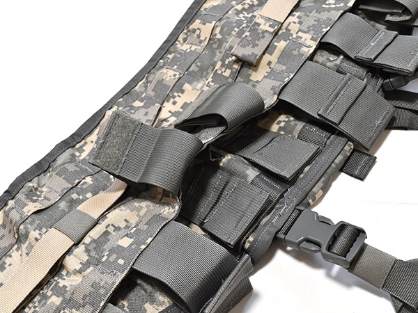 米軍実物 ACU TAP タクティカル アサルトパネル チェストリグ